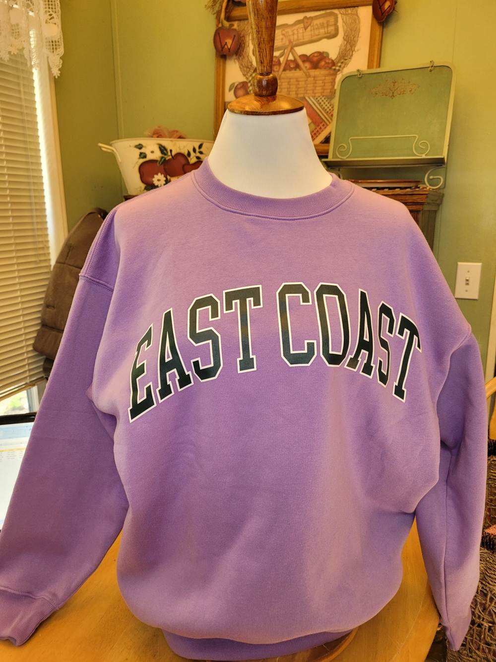 Zenana Lavender "East Coast" Graphic Crewneck Sweatshirt
